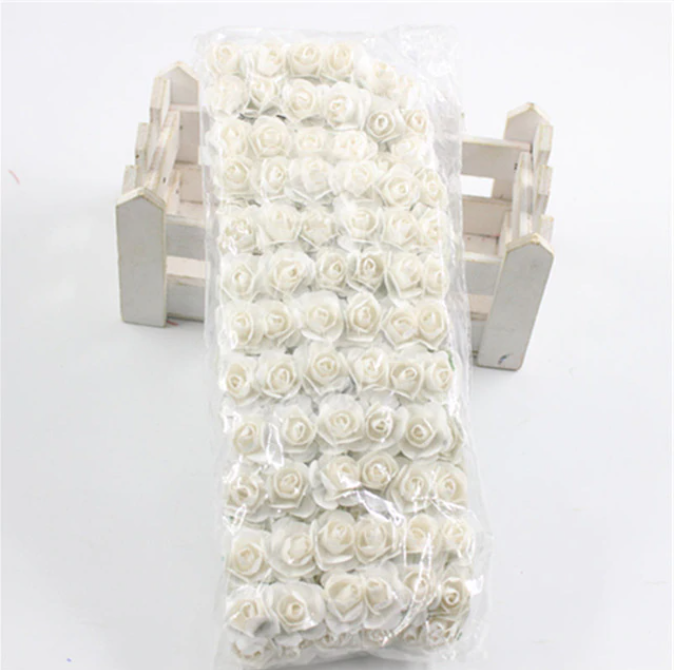 White   144  1.5 cm Paper Flowers